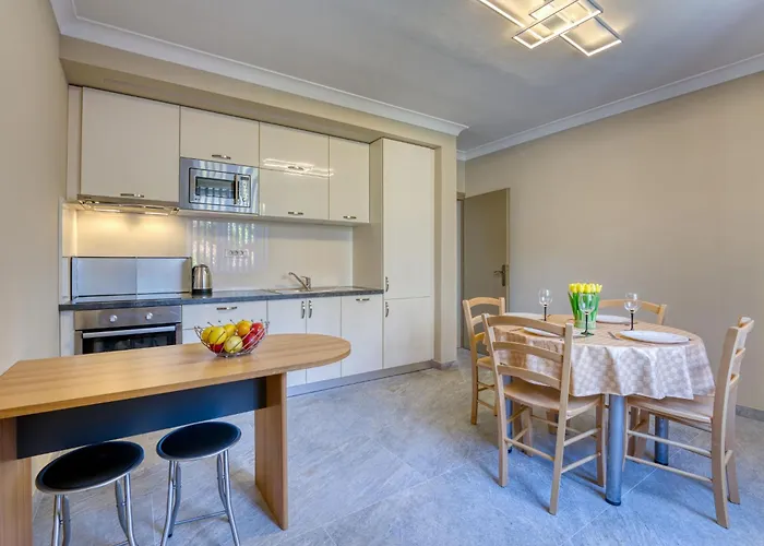 Palms By Interhome Daire