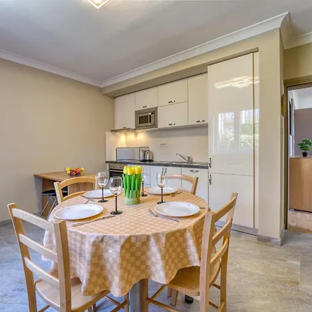 Palms By Interhome